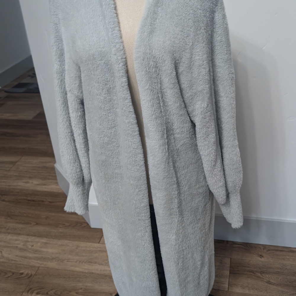 Elegant Light Gray Women's Cardigan